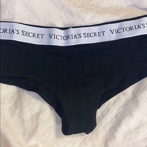 4/25 Victoria’s Secret Underwear